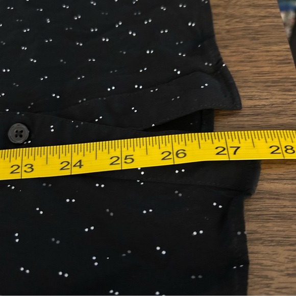 In every story Black Button-Up Women's Top 1X - Picture 10 of 11